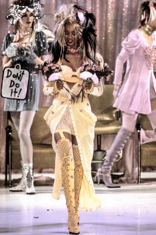 hautecnt's tweet photo. Betsey Johnson Spring 1994 https://t.co/pX1FgPFynW