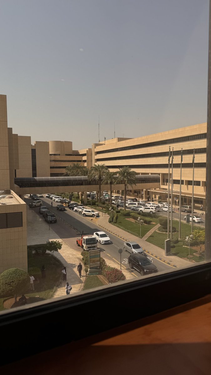 JustFoffo's tweet photo. كملت شهر كـ انتـيرن في مدينة الملك فهد الطبية، شعور جميل يعني لي الكثير 🤍
شهر من التعلم والتجارب، وإن شاء الله القادم أحلى وأفضل يـارب https://t.co/4Q14xiE3jl