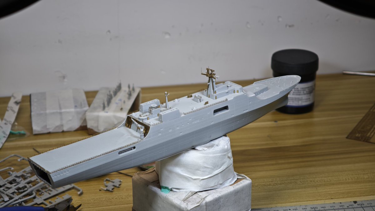 SHOKAKU_NANODAA's tweet photo. [1/700 Type 071 LPD WIP]

Start building the superstructure.

#scalemodel  #shipmodel #艦船模型 #scalemodelling #scalemodeling https://t.co/sng0tZYI6q
