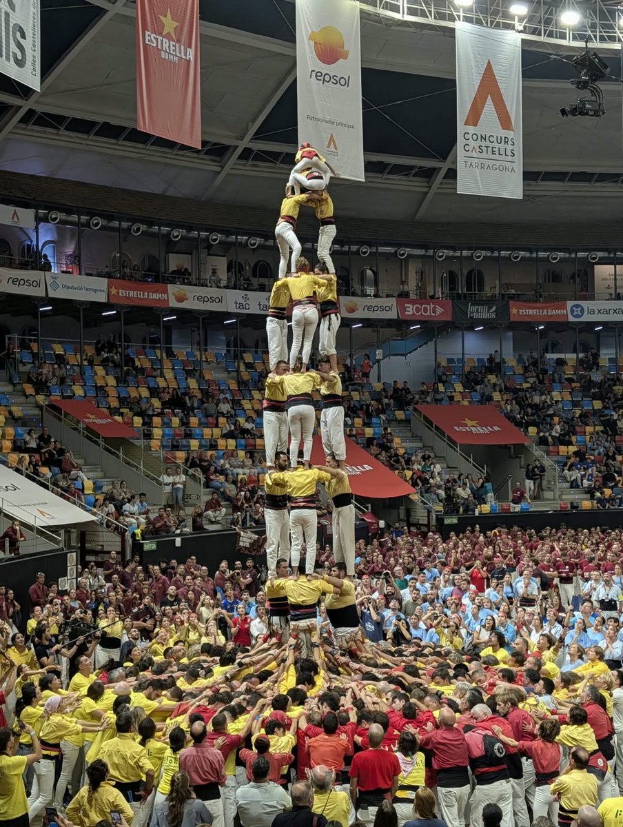 concurscastells's tweet photo. #ConcursTGN2026

🔸 Tercera ronda

🟡 @ElsGrocs 3de8

#Castells https://t.co/UijLJLMxkt