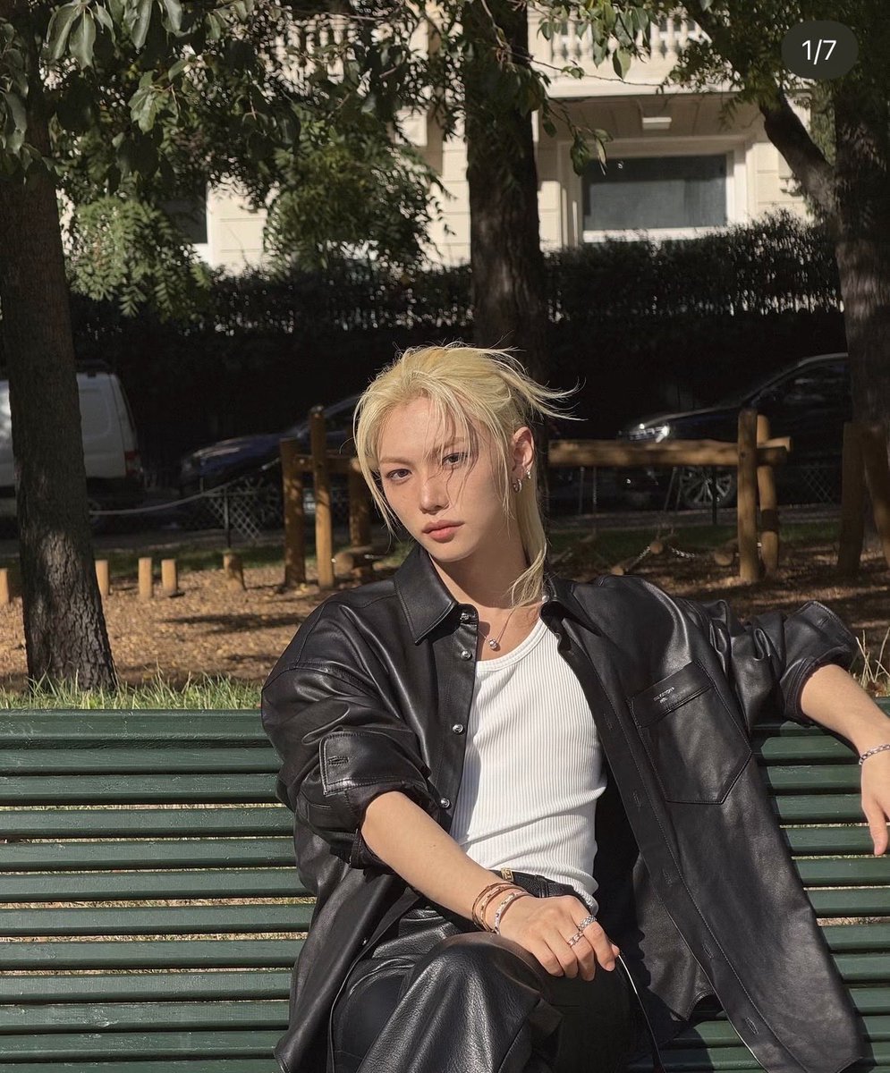 misosiren's tweet photo. felix u are so pretty https://t.co/LosGY9pnnA