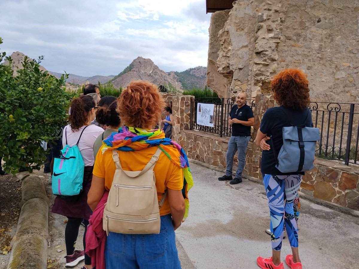 laCarraila's tweet photo. 🌿 Una mañana de sábado 100 % slow por la Huerta de Ricote dentro del Murmullo Festival Slow

🌿 No te pierdas la de mañana domingo  dirigida por la Asociación Cultural «La Carraila», a través de su Ecomuseo «Legado Vivo».

🎟️ ¡Plazas disponibles en…!
https://t.co/LUvvmRKQNZ https://t.co/V5oTVEbIkz