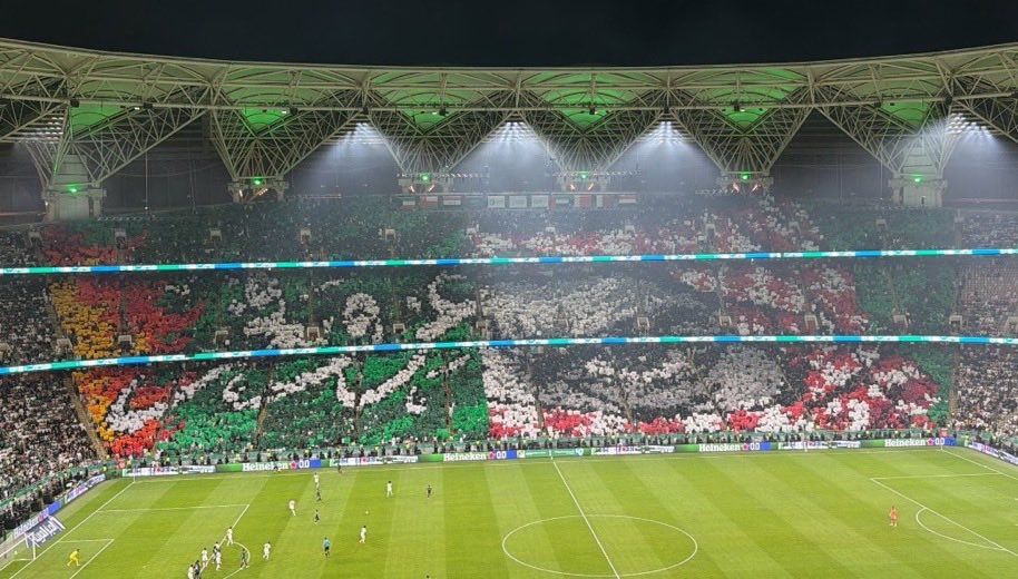 rashed_smk's tweet photo. #السعودية_قطر الحمد لله الف مبروووووووك الفوز والتأهل للنهائي وعقبال الكاس 🏆💚🇸🇦
👏🏻🇸🇦💚😍

هاردلك لمنتخب قطر 🇶🇦 https://t.co/Ig9dwRFqry
