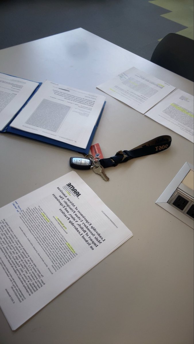AllStarCollins's tweet photo. Educator & Scholar go hand-in-hand!
Academic literature can sometimes be dense, but the research always gives me an opportunity to be introspective, creative and push my thinking!
This is the life of a Doc student!
#JourneyToDrCollins
#ReadingOverload
#ScienceEd
#GAState
#CEHD https://t.co/ViWU6dVdWb