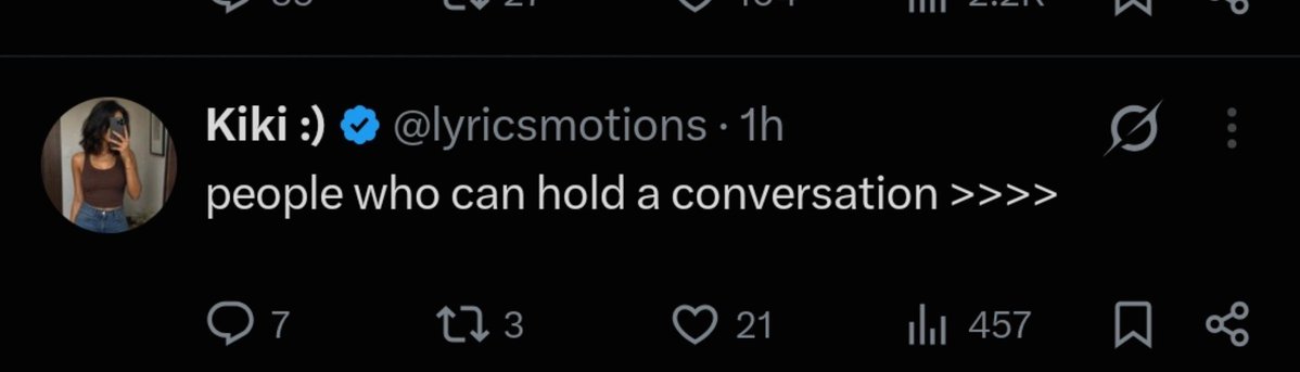 3_D1st's tweet photo. I think the vibe of the conversation holds a better appeal than what's actually being said
I would reply person A pretending to run into a pit of Eels than person B who's asking about my feelings, doesn't mean I don't hold intelligent conversations. Be refreshing is all im saying https://t.co/GhFUHZQfN3