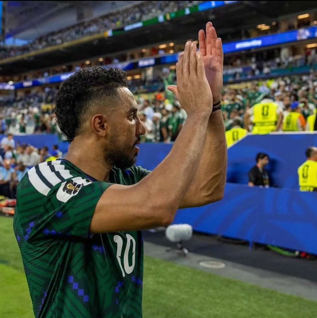 _stmjr's tweet photo. الاسطوره يستاهل يشارك بالنهائي ويرفع الكاس
امنيتي بسيطه ننتظر الاستدعاء 💚 https://t.co/oRnnImA28Z