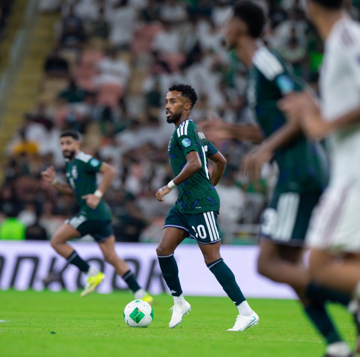 ta10_95's tweet photo. اللهم لك الحمد .. 

إلى النهااااااااااااااااائي وديني 😍💚💚🔥🇸🇦 ، لعبوا بأعصابنا حتى آخر لحظة ! 

مباراة المفروض منتهية في الأشواط الأصلية بالراحة .. 

عقبال الذهب بإذن الله 💪🏻🤲🏻

#السعودية_قطر https://t.co/7flz9h5RpD