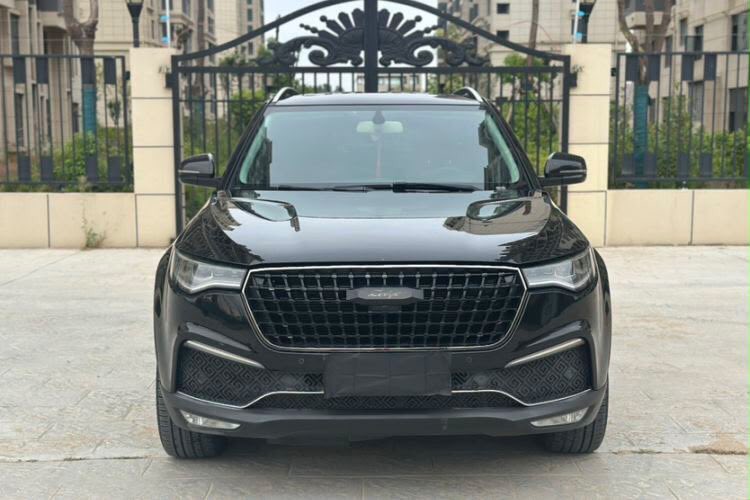 EdwinAmoako4's tweet photo. 2017 Zotye T700
Pure Luxury edition 
1.8L 
Automatic transmission 
Interior ambient lighting 
Auto hold , front parking sensors, rear parking sensors, push to start , anti pinch windows, power seat adjustment

Cost and shipping (CIF): 125,000 cedis https://t.co/tA86jXqkez