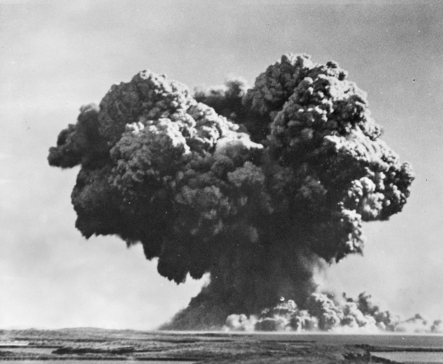 wrkclasshistory's tweet photo. #OtD 3 Oct 1952 the UK conducted its first-ever atomic bomb test on the Monte Bello Islands off the coast of Western Australia. The government later admitted they gave no thought for the health of Aboriginal people living nearby https://t.co/UQt144ZoJk https://t.co/SBLldX5vEO