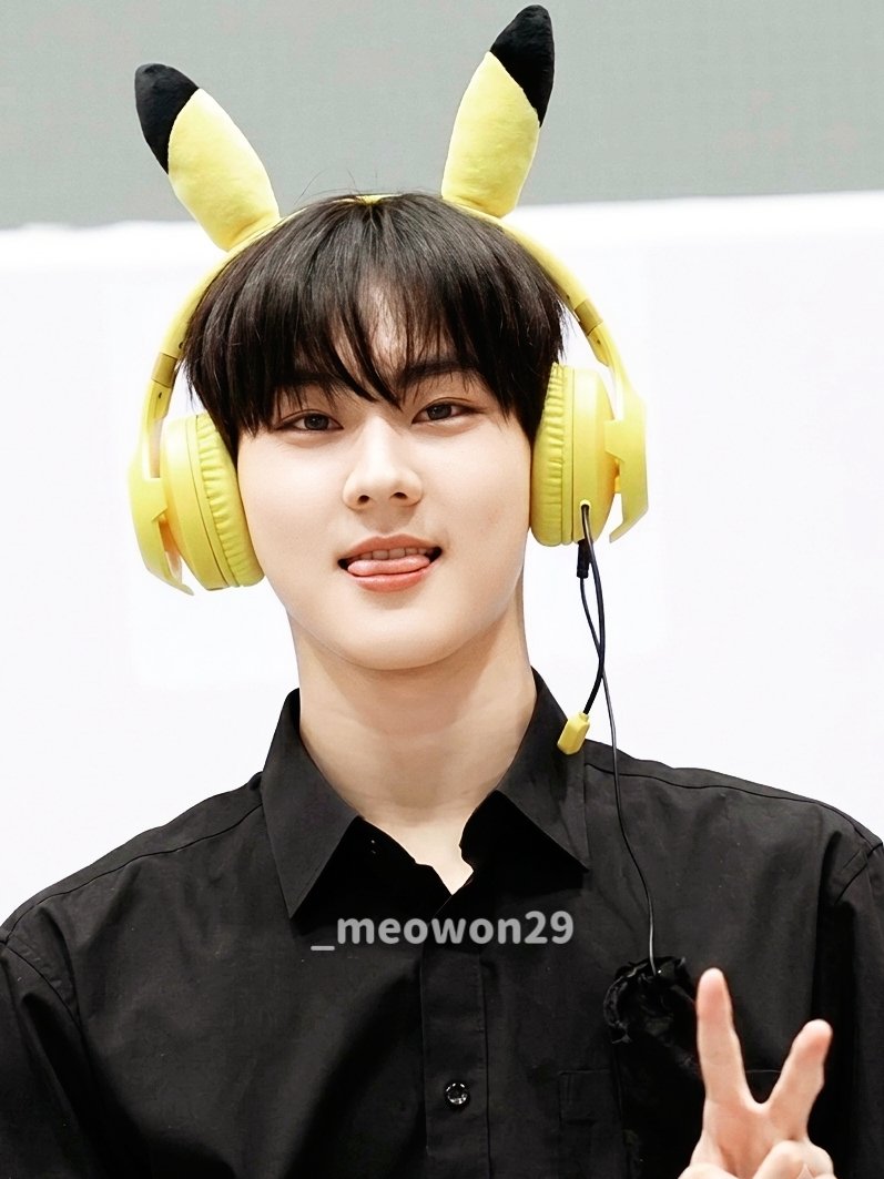 _meowon29's tweet photo. 260905 밋굿 팬싸 정원

 피카츄 💛💛💛

#ENHYPEN #JUNGWON #엔하이픈 #정원 #ジョンウォン https://t.co/SYwInn7kIx