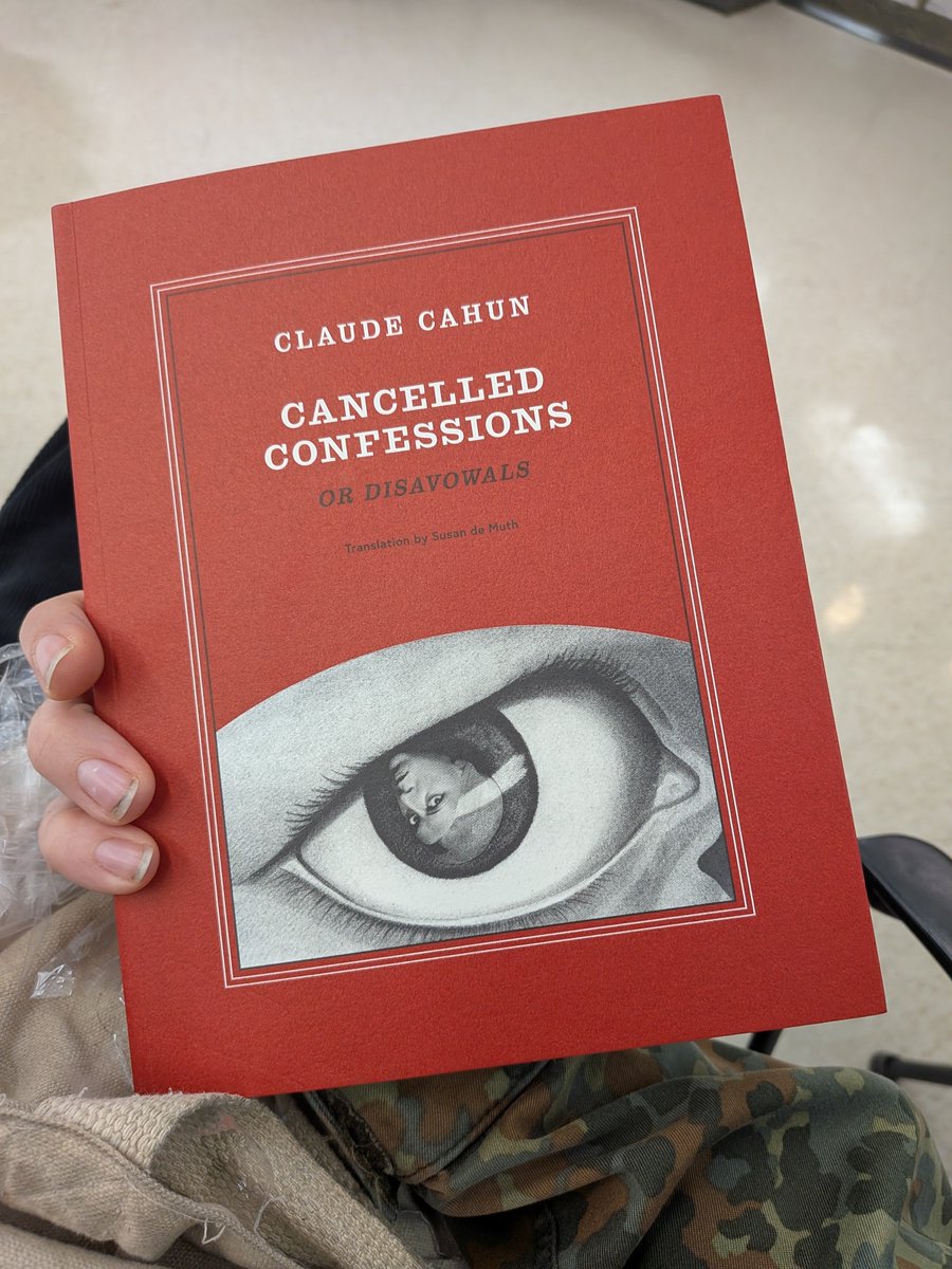 onforgetting's tweet photo. Another book I had to have. https://t.co/pqt0oNnF3C