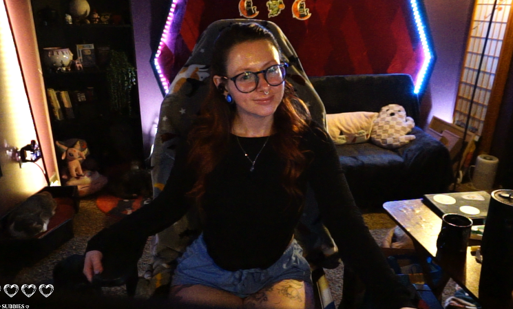 vampirae_'s tweet photo. We're live! Come vibe with us <33 #fyp #streamer #foryou #selfies
https://t.co/iSeflgxTgd https://t.co/XHWSNk6yjj