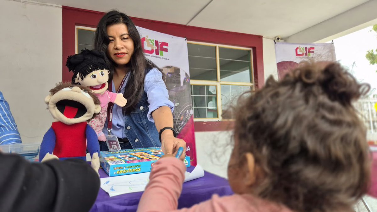 pepechedrauimx's tweet photo. Llevamos la Jornada de Servicios Integrales a la colonia Guadalupe Hidalgo. 🩺📍

A través del @DifPueCapital, acercamos consultas médicas, psicológicas, dentales, nutricionales y asesorías jurídicas gratuitas, además de estudios especializados para cuidar la salud de las familias poblanas. 🧑‍🧑‍🧒‍🧒🤝🏼