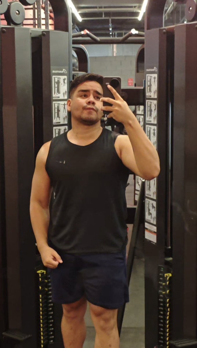 luscastino's tweet photo. Gym mode https://t.co/e2CStKKO9C
