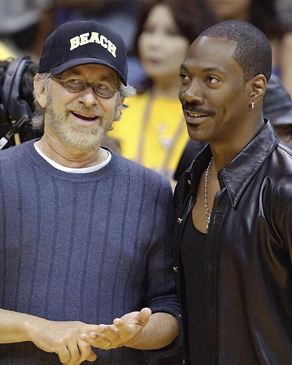 Eastonmargiella's tweet photo. Eddie Murphy wearing Chrome Hearts https://t.co/oxRzqzlEq1