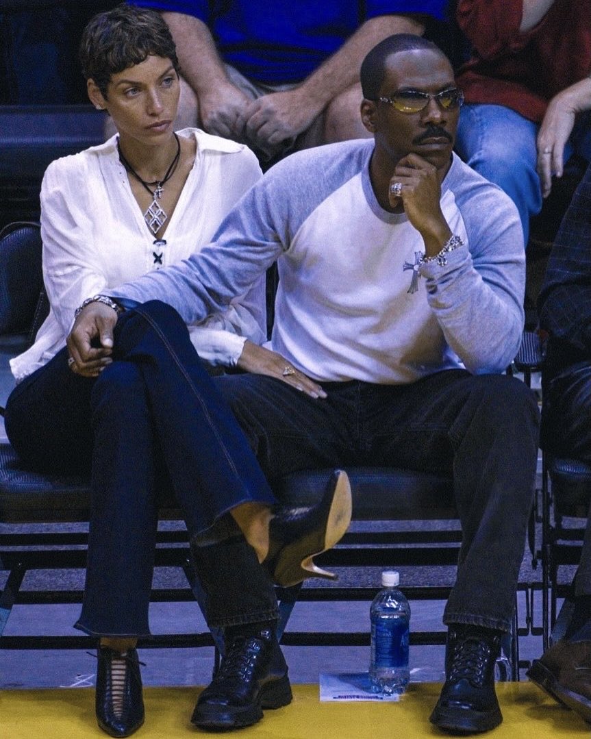 Eastonmargiella's tweet photo. Eddie Murphy wearing Chrome Hearts https://t.co/oxRzqzlEq1