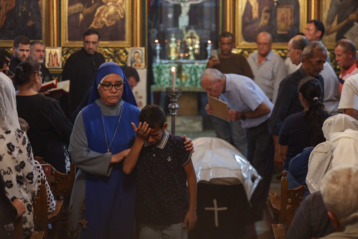 Muslim's tweet photo. Funeral held at Saint Porphyrius Church for Palestinian Christian mother Maysa Abu Daoud and her daughter Mary.

They were both k*lled in an Israeli airstrike on their home in Gaza City. https://t.co/QqlTAm0eH6