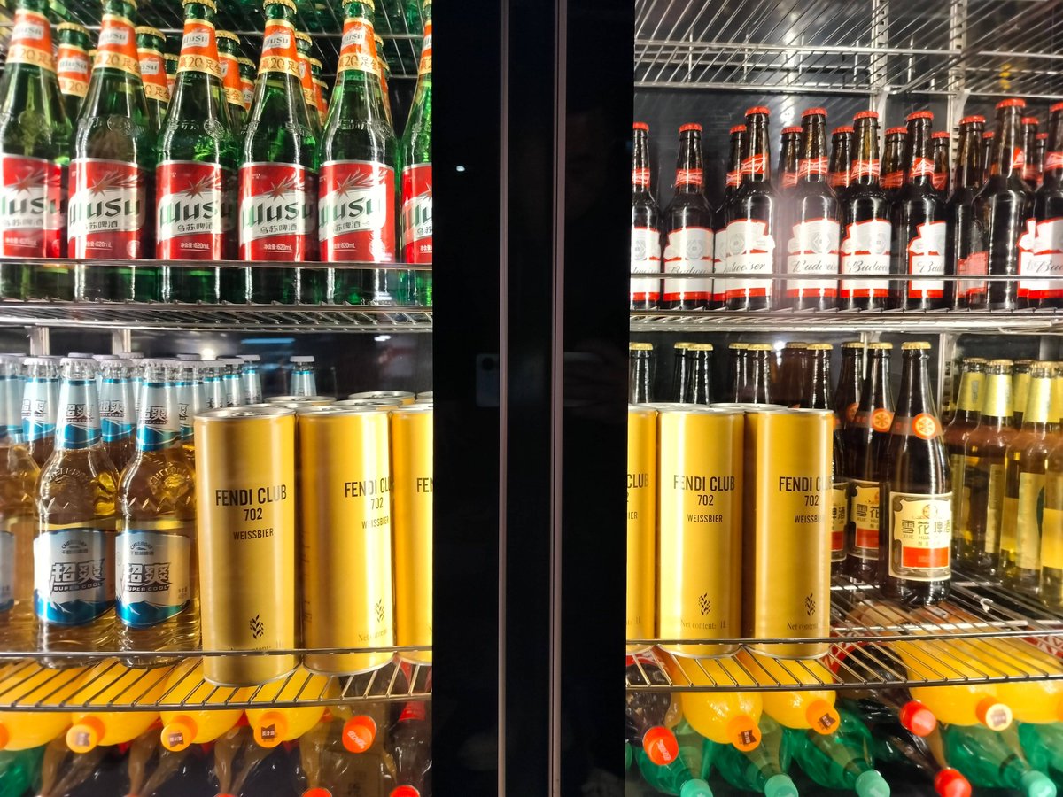 LadawnHitce2's tweet photo. Nuevas cervezas artesanales locales y snacks salados listos! Ven a comprar tus favoritos hoy en nuestra tienda.， https://t.co/REjnuvtpkd