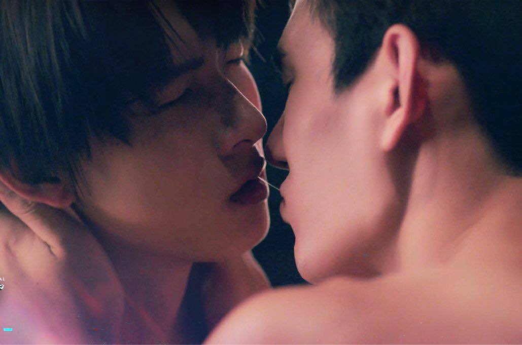 anjopoohpavel's tweet photo. Let my kisses take care of you tonight 😎 

#poohpavel https://t.co/ez0DgyzUeo