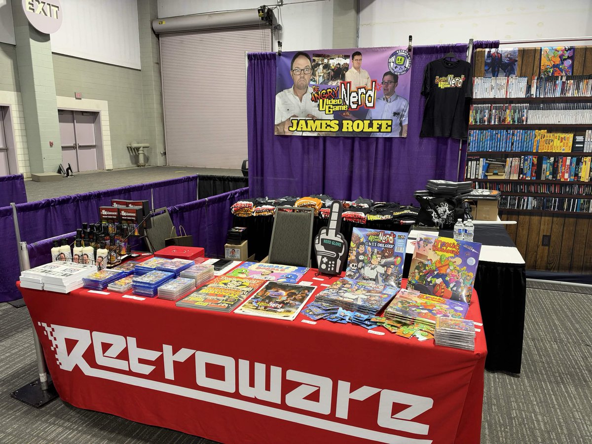 cinemassacre's tweet photo. I’m here at @RetroGameCon in Syracuse, NY!

If you are too, come by the Retroware booth and say hi! https://t.co/FaeR6N8mzi