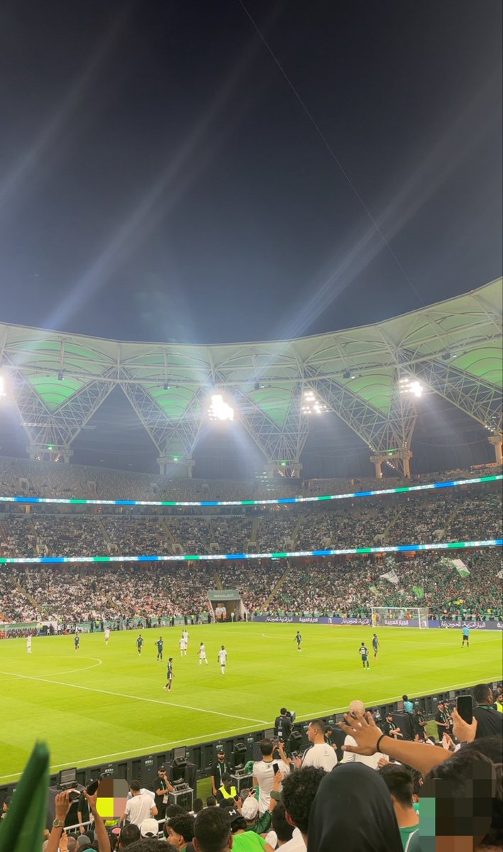 soyr7725's tweet photo. مباراة رائعة بكل ماتعنييه الكلمة😍🇸🇦
مبرووك لمنتخبنا تستاهلون وعقبال النهائي💚💚💚 https://t.co/GeDDB4JFs3
