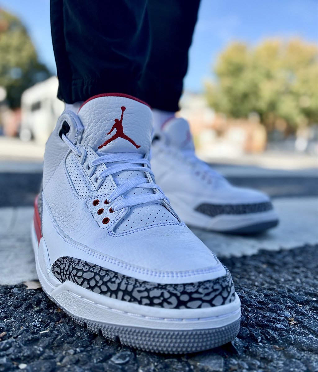 KicksaddictNYJP's tweet photo. #nike
#AirJordan3
#AirJordan3Katrina
#jordansdaily
#mjmonday
#sneakerlove
#jumpman
#Snkrskickcheck
#jordans
#shoesoftheday
#kotd
#aj3
#sneakeraddict
#wdywt
#kicksoftheday
#yoursneakersaredope
#TodaysKicks
#Sneakeraddict
#jordanaddict
#jumpman23 https://t.co/mjxKYdZe0w