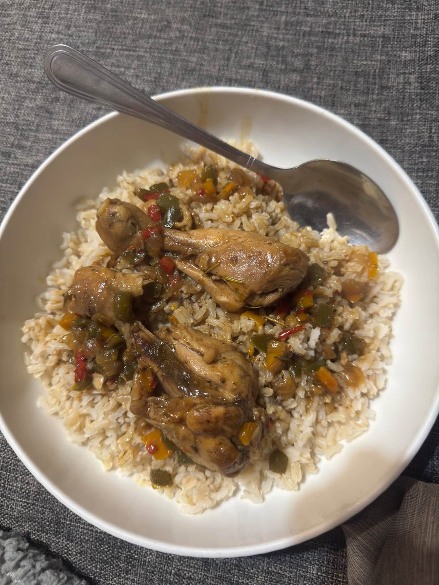 BALENCISKII's tweet photo. i don't like to cook but when i do i make sure https://t.co/U1yKj85r08