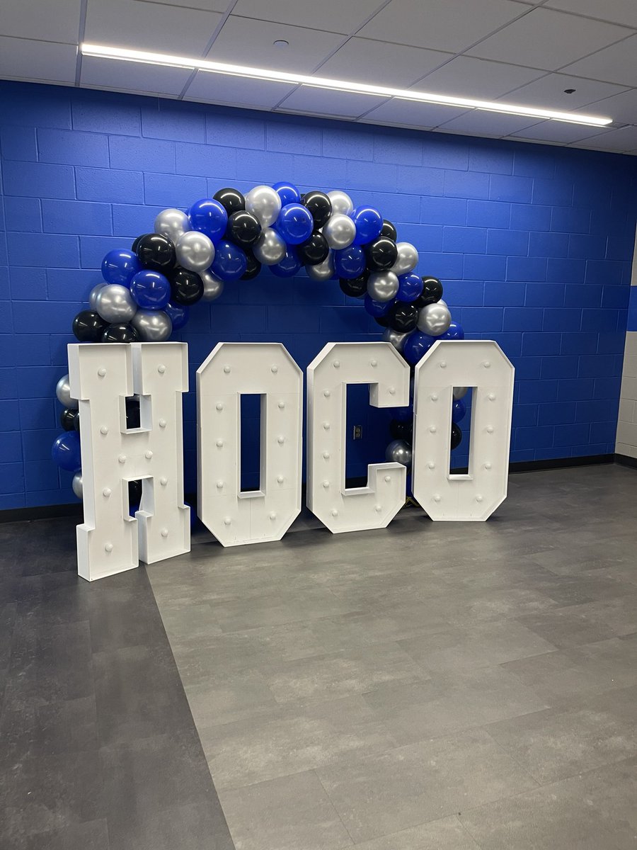 Val_Sommer's tweet photo. Let’s get our dancing on 🫡 #Homecoming https://t.co/7FG0JQRudT