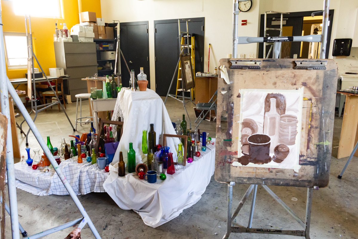 Judsonartdesign's tweet photo. Bob Ross once said “All you need to paint is a few tools, a little instruction, and a vision in your mind.”

#paintdaily #createcommune #thevisualscollective #artstudio #judsonartdesign https://t.co/aUVIAJP7eS