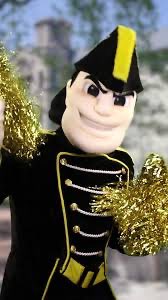 EricStreetman's tweet photo. @VandyFootball 🏈 @GeorgiaFootball 🏈 @wsbradio 🏈 @UGA_GBSM 🏈
#WhoYouWith?! 🏈 https://t.co/aLQqSjB6Od