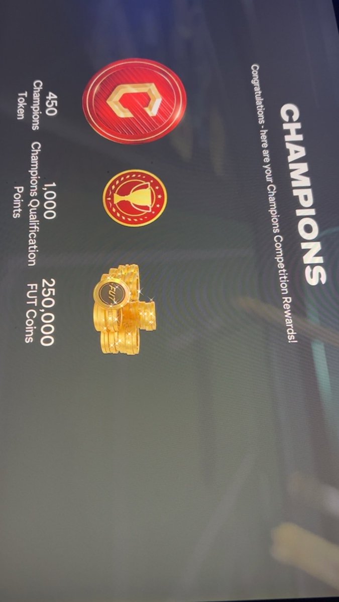 ALialenezi27's tweet photo. First fut champion , Rank 1 after a two year break  ..  not bad! 🔥 https://t.co/HPkAxQiwFE