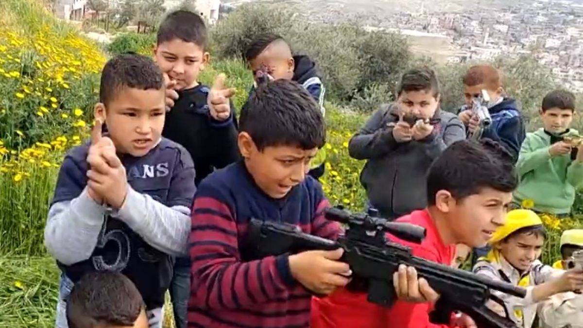 GrumpyGrantler's tweet photo. @Awk20000 in Gaza it would have been this  ... all the same breed 🙄 
they thought he were an American, now imagine they would have  thought he is a Jew https://t.co/qcjOOYWIfe