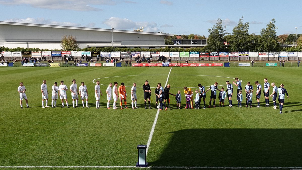 Elmerbat's tweet photo. Pics of @EbacNorthernLge  D1 fixture @bishopafc v @Blyth_TownFC  now up at https://t.co/RZyKM95iUt Welcome back to HP Marcus. Please view in full screen. https://t.co/NbkRvbg2qZ