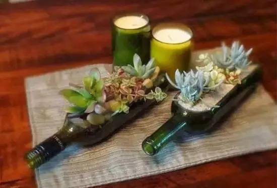 MendyFyall1fk4's tweet photo. Transformé una botella de plástico vieja en un macetero decorativo, salvando el planeta y adornando mi habitación! （已将旧塑料瓶改造成装饰性花盆，既拯救地球又装点我的房间！） https://t.co/ZVcGBS0wQi