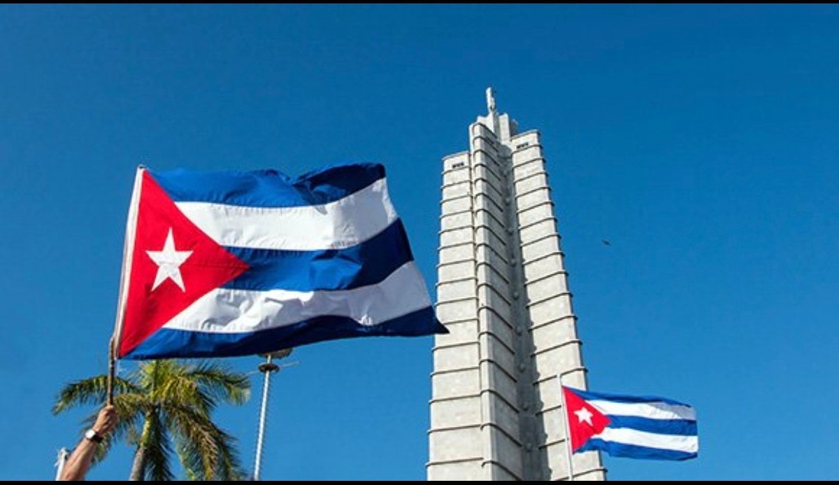 PartidoPCC's tweet photo. Las transformaciones económicas y sociales que se implementan en #Cuba son resultado de un ciclo de diagnósticos, propuestas y discusiones desarrollado durante los últimos años, al que el Primer Secretario del Comité Central del Partido y Presidente de la República Miguel Díaz-Canel Bermúdez definió como «un proceso necesario para enfrentar creativamente el principal obstáculo al desarrollo económico, social y humano de nuestro país"

#CubaEstáFirme