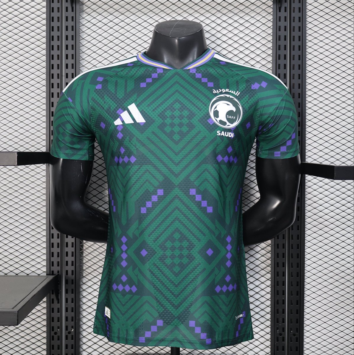 arboles_sports_'s tweet photo. 🚨| بمنااااااسبه تأهل المنتخب السعودي 
للنهائي قررنا نسوي لكم سحححححب على 
تيشرتين المنتخب ومن اختياركم 🇸🇦💚🤍:

شروط السحب سهله : ⬇️

1 - تضيف المتجر @arboles_sports_ 
2 - لايك + رتويت للتغريده 💚

- الإعلان عن الفائزين خلال 72 ساعه ..
وفالكم التوفييييييييق جميعًا 🫵🏻🤍! https://t.co/FKP1BV8MMk