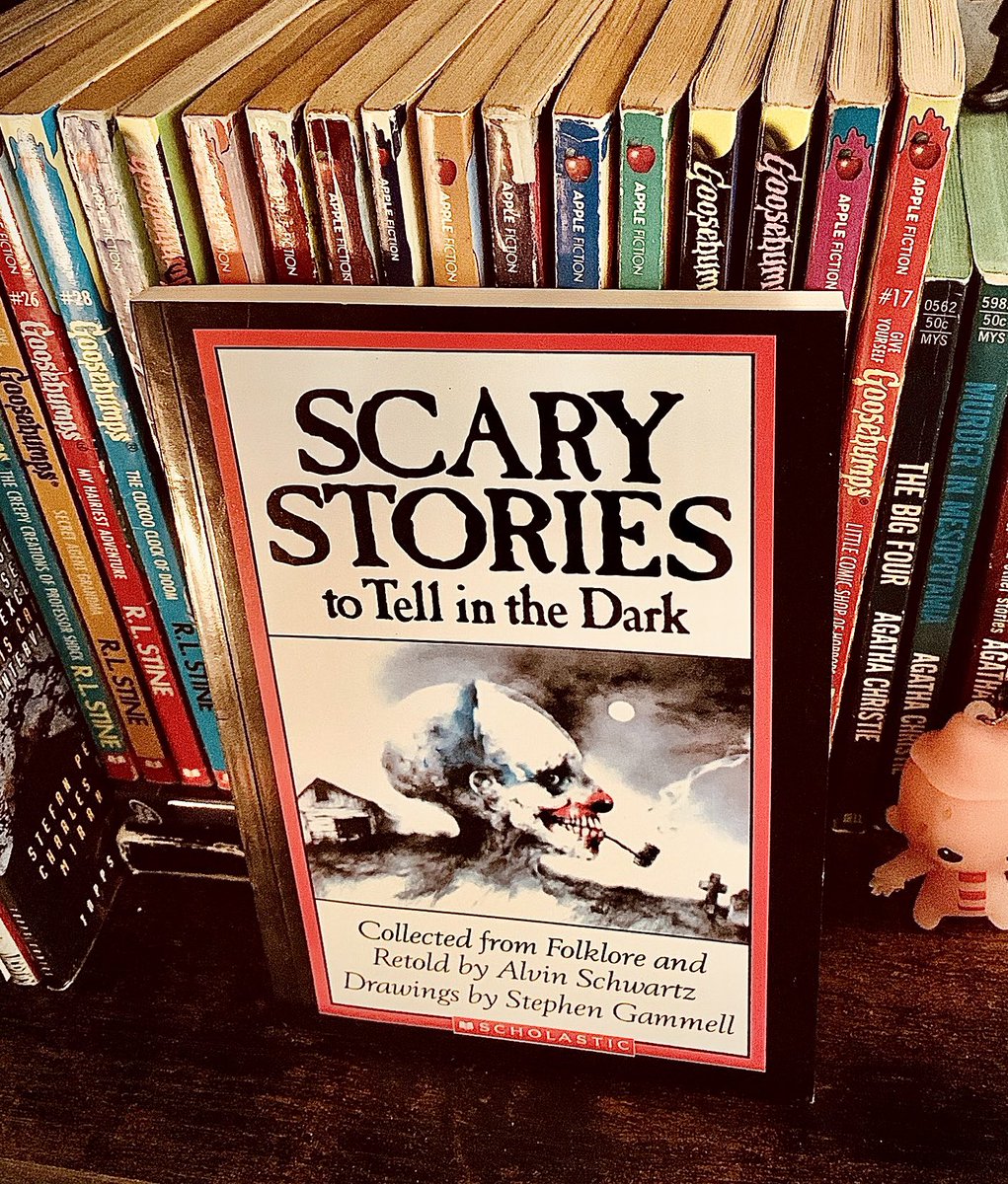 therlwrites's tweet photo. Today’s thrifted find. [“scary stories to tell in the dark”_1981 📕😱] https://t.co/kmXAkNS99r