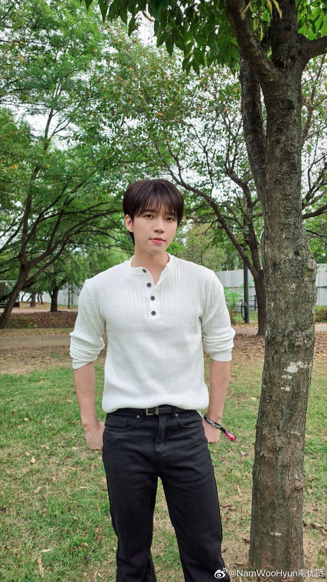 ifntinfo's tweet photo. [SNS] 261003 INFINITE Woohyun Official Weibo Update

"Thank you for being with me for such happy moments🫶"

#인피니트 #우현 #남우현 https://t.co/mIVviKkTuN https://t.co/SQBSMBiS5k