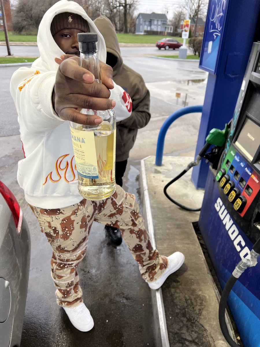 oleek___'s tweet photo. Could of died 1000 times but the lord blessed me 🖤‼️ https://t.co/fTc1FWLUPh