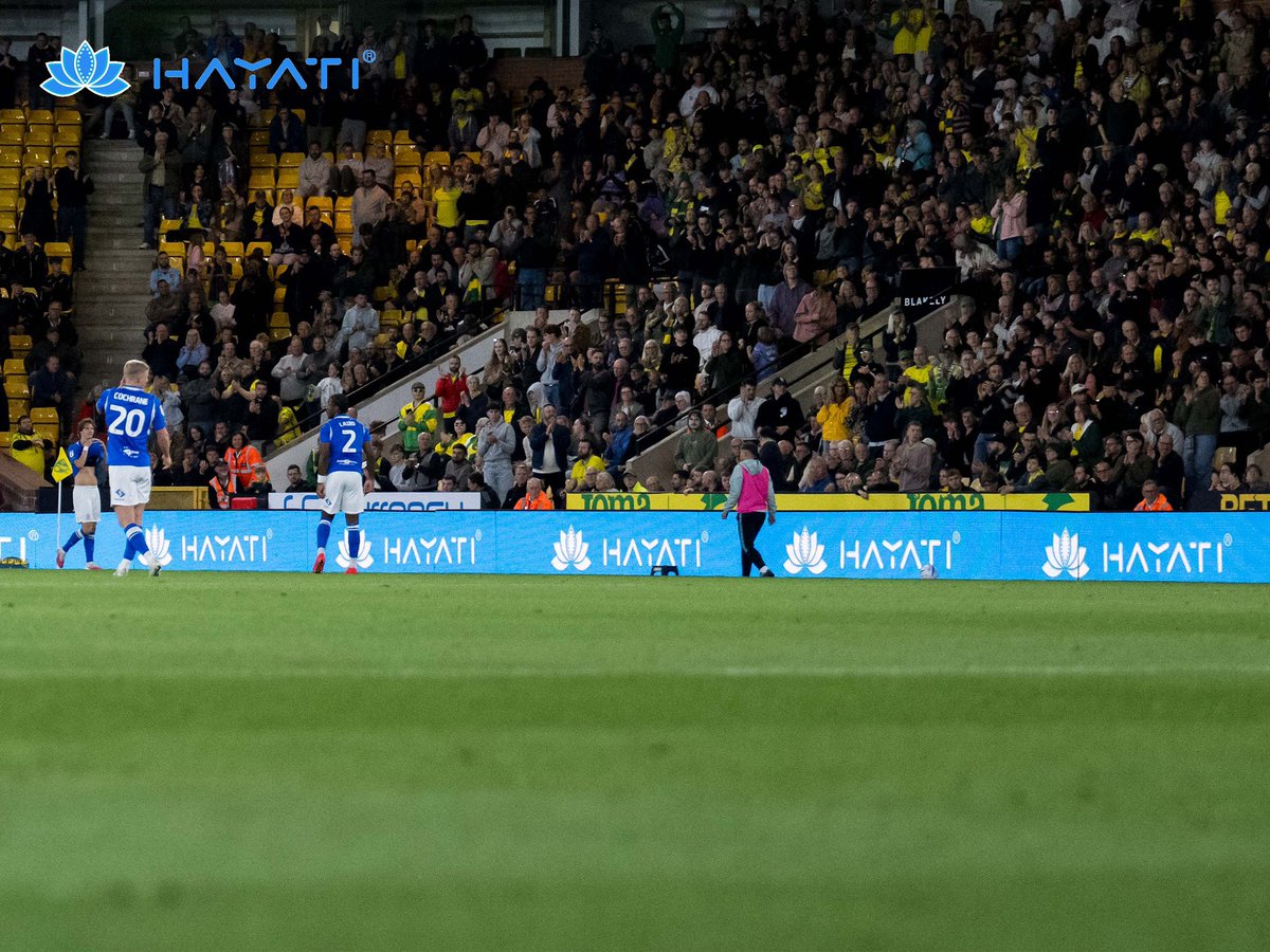 hayatiglobal's tweet photo. Hayati® on matchday. 💙⚽
Spotted us around the stadium? 👀

#Hayati #NorwichCity #Matchday #Football #Giveaway https://t.co/zoLdbtH2C3