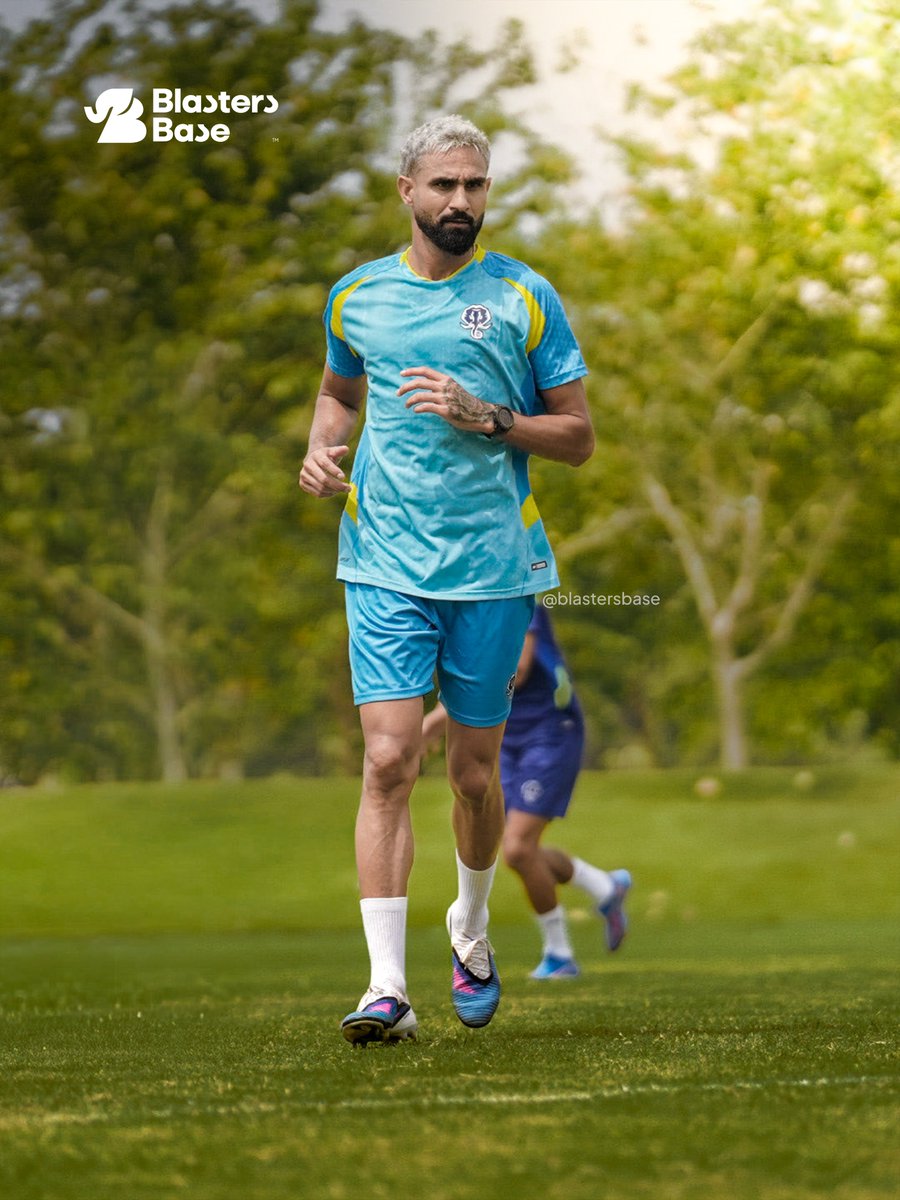 blastersbase's tweet photo. Amrinder Singh joins Kerala Blasters! 🧤🐘

A new wall between the sticks, ready for the Yellow Army. 💪💛
Welcome to Kerala, Amrinder! 🔥

#KBFC #KeralaBlasters #AmrinderSingh #BlastersBase https://t.co/bAN0F7dP8i