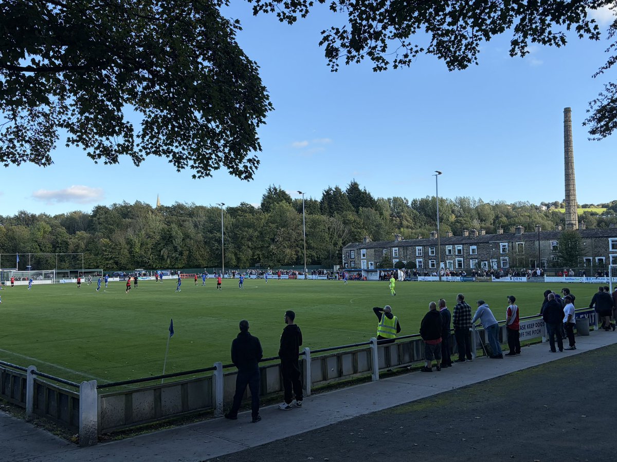 scorbishley92's tweet photo. The top two in the @nwcfl premier fought it out today and on warm autumnal afternoon. The away side @Droylsden_FC reduced to ten men before half time. Superb afternoon out down at @Nelsonfc1 - the ground is looking excellent. https://t.co/rH9yiaGb4h