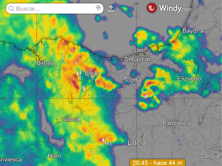 AlesandroSherry's tweet photo. 20:45h #PaísVasco/#Euskadi & alrededores
#Bilbao,#Eibar,#Vitoria,#Tolosa,#Maestu/#Maeztu,#SantaCruz de #Campezo/#SantikurutzeKanpezu,...
Red de #Radares #Meteo UE (#Francia/#España)
+
#Rayos (desde #Satélites #Meteo) https://t.co/ECcwTZxL0s