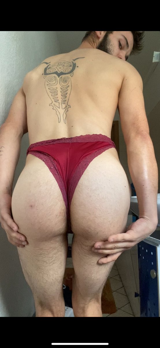 Buttfanatic2's tweet photo. @ruhrpottFun_ Someone to Text with? https://t.co/zd1kkSnwst