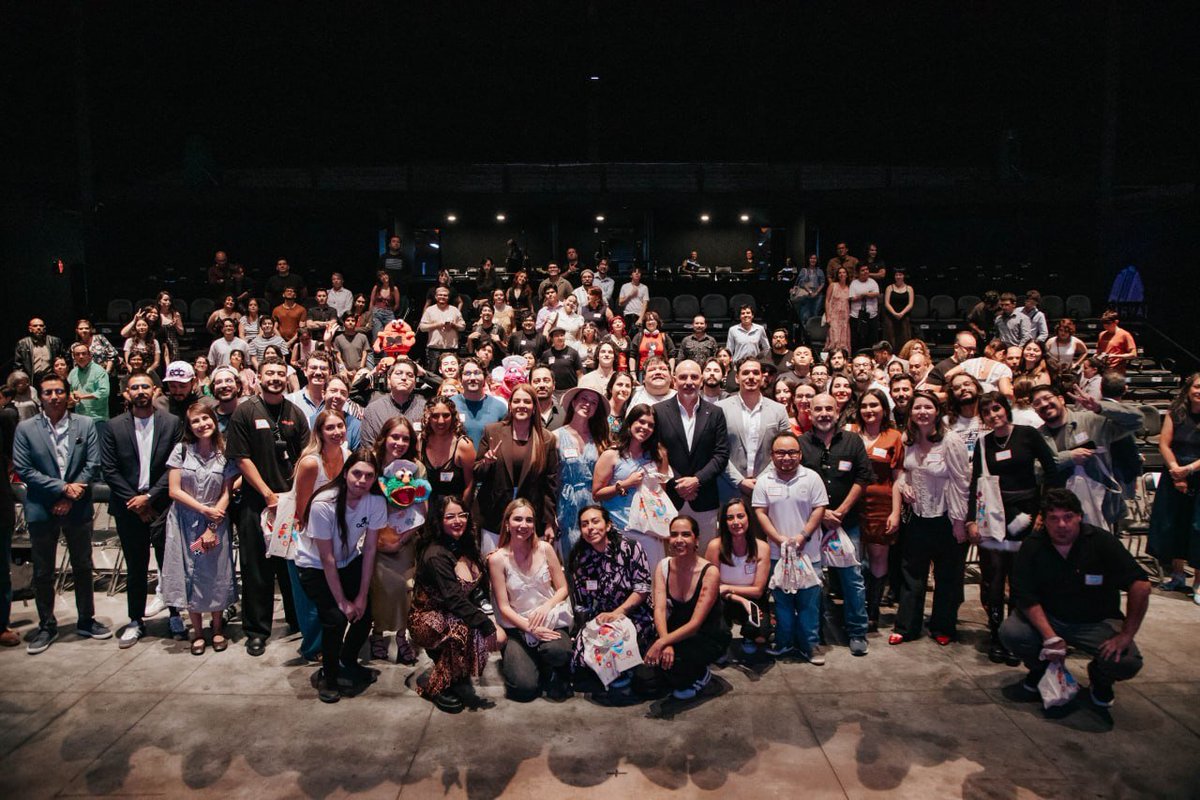 VeroDelgadilloG's tweet photo. El talento tapatío tiene mucho que contar.

35 proyectos fueron seleccionados para formar parte de la 6.ª generación de Creativa GDL, en sectores como videojuegos, contenido, producción audiovisual, animación, diseño y arte digital.

Sigamos impulsando sus ideas y talento. 🧡💻🎮