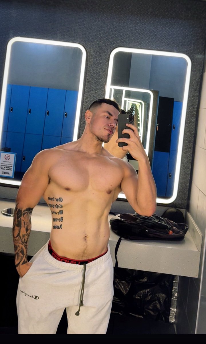 ivanlb__'s tweet photo. Message me if you need a gym routine 💪🏼 https://t.co/3UrqegANZ4