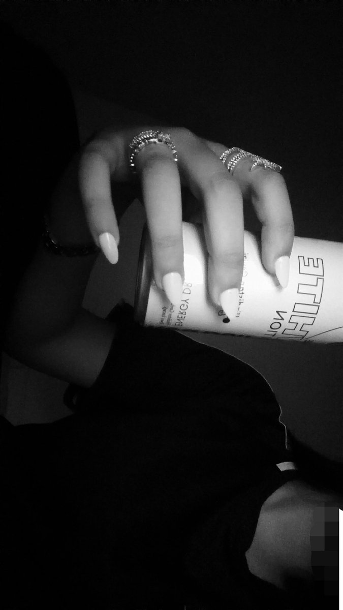 llluwu7 tweet picture