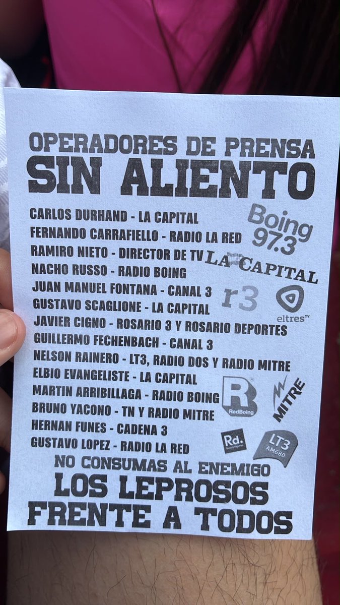 Pochettinismo74's tweet photo. Excelente movida. Hay que escrachar a todos los medios rosarinos ensobrados que intentan operar contra el club. Derecho de admisión para todos. https://t.co/UYvA2AypR7