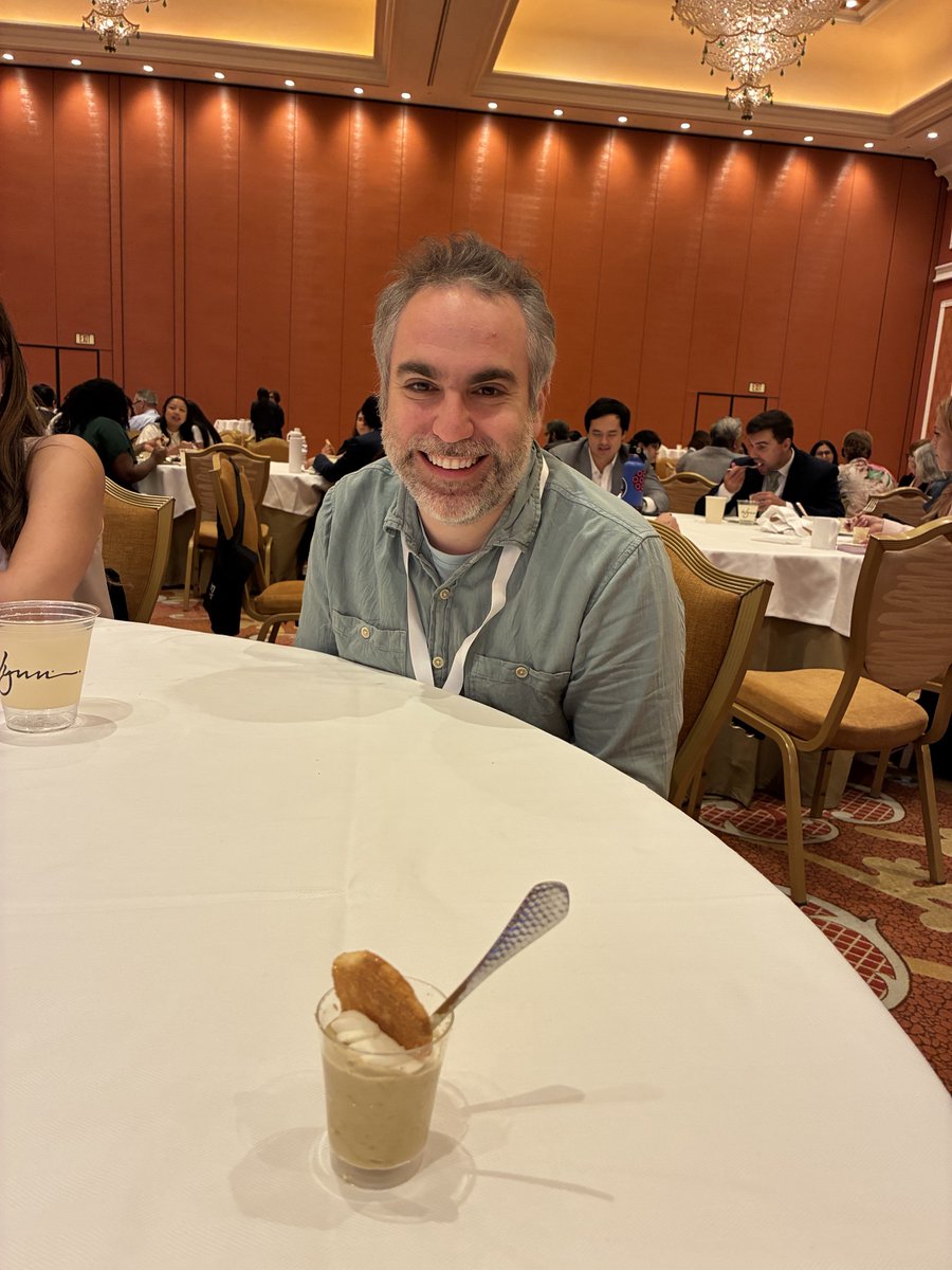 Pathologists's tweet photo. Time for my favorite part of any conference: the tiny desserts you eat with a tiny spoon. Calorie free! (Rounding Down.) 

@JScapaPathMD provided for scale 

— Ben https://t.co/SQvW51zGwJ