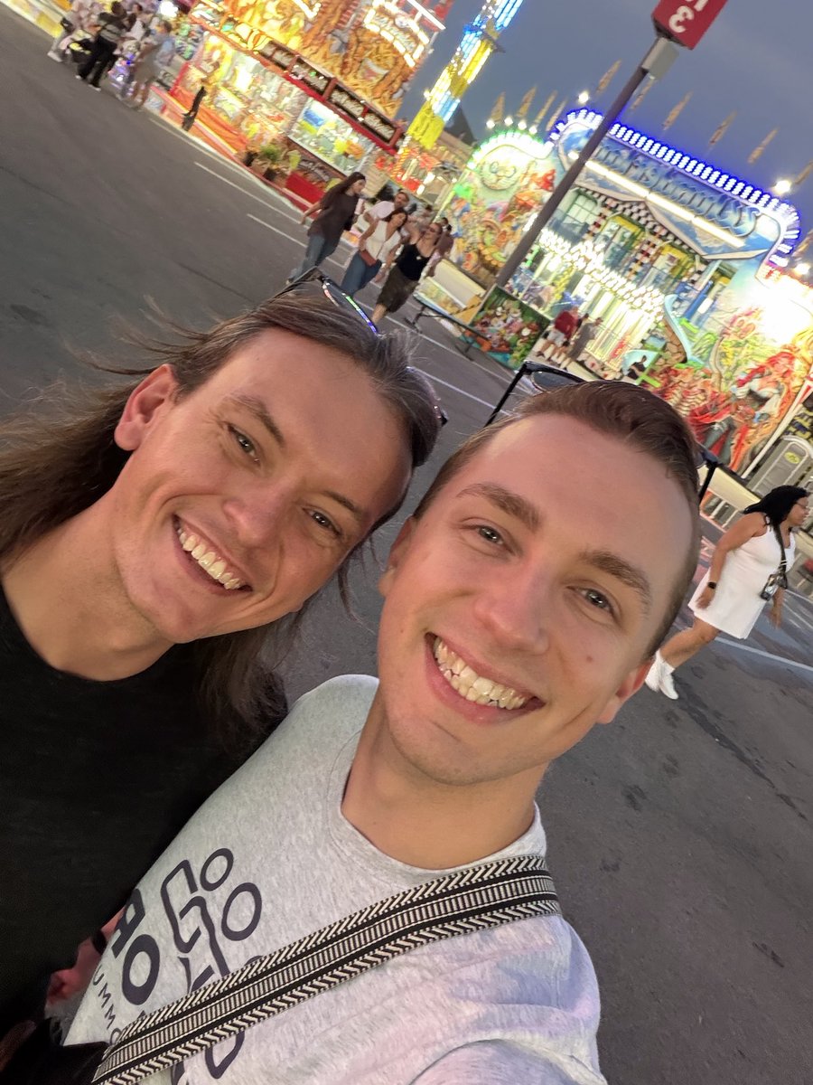 ChrisCsmith97's tweet photo. It’s National Boyfriends Day 🩷 https://t.co/xGNIckUg6u